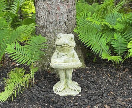 16 Quirky Lawn Ornaments