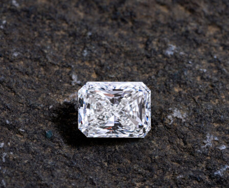 Lab-Grown Diamonds: A Ground-Breaking Method of Spreading The sparkle