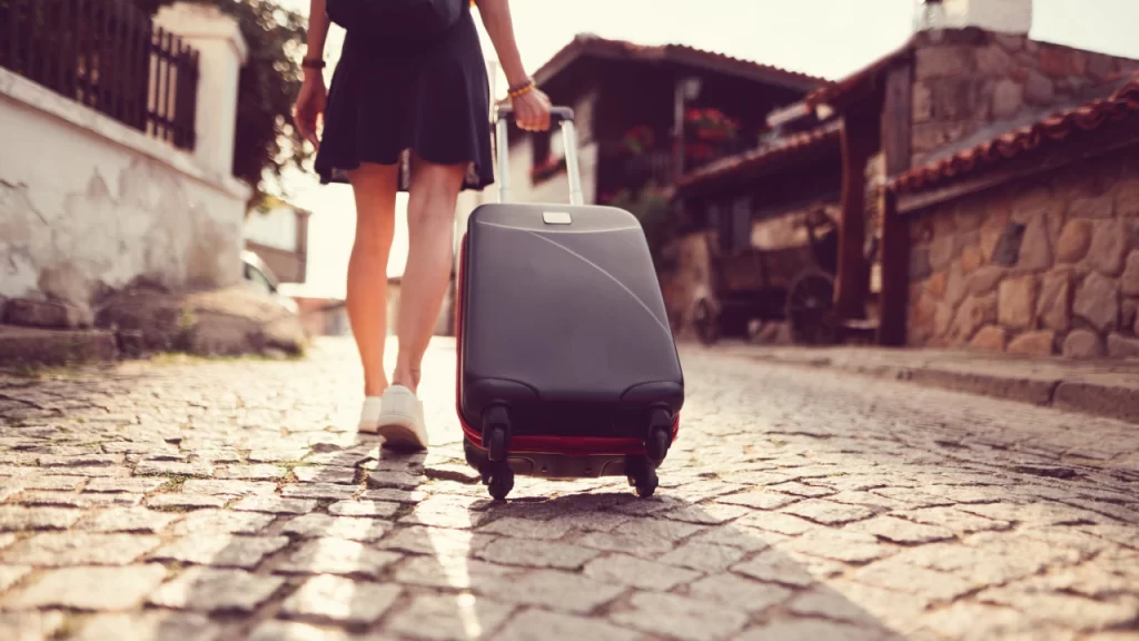  Finding the Best Luggage Deals
