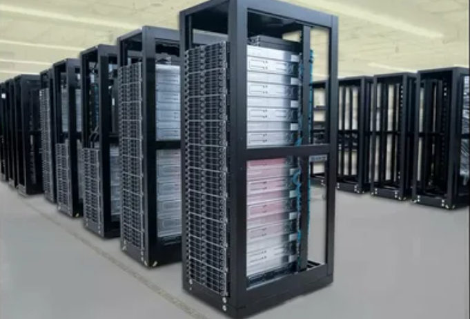 5 Reasons to Invest in Proper Server Rack Infrastructure