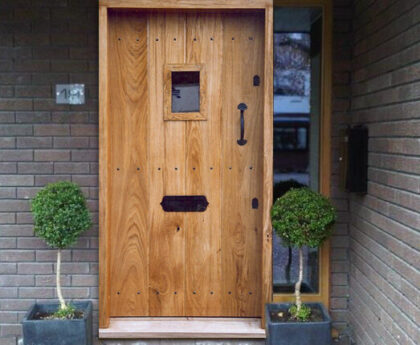 Solid Oak Doors UK : Elevate Your Home's Aesthetics