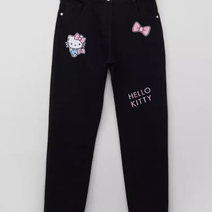 Hello Kitty Mania Why Hello Kitty Pajamas Are Taking Over Bedrooms Everywhere